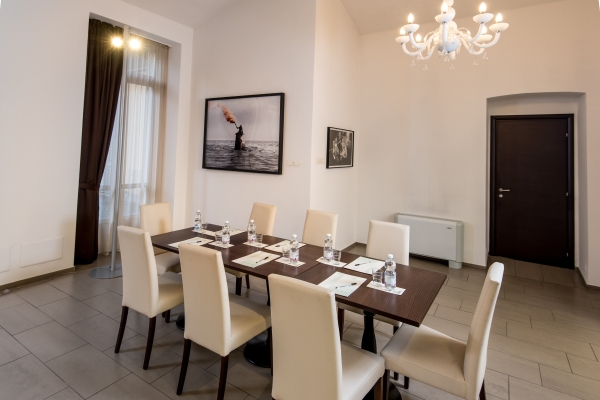 Hotel Santa Giulia Art & Wine Residence